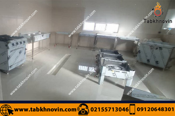 انواع چیدمان آشپزخانه صنعتی